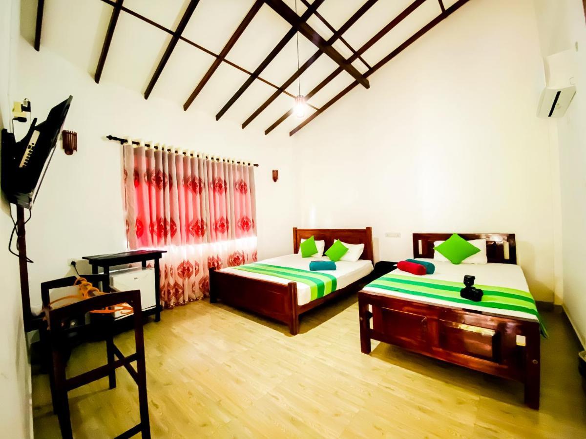 Lavender Home Yala Safari Tissamaharama Bagian luar foto