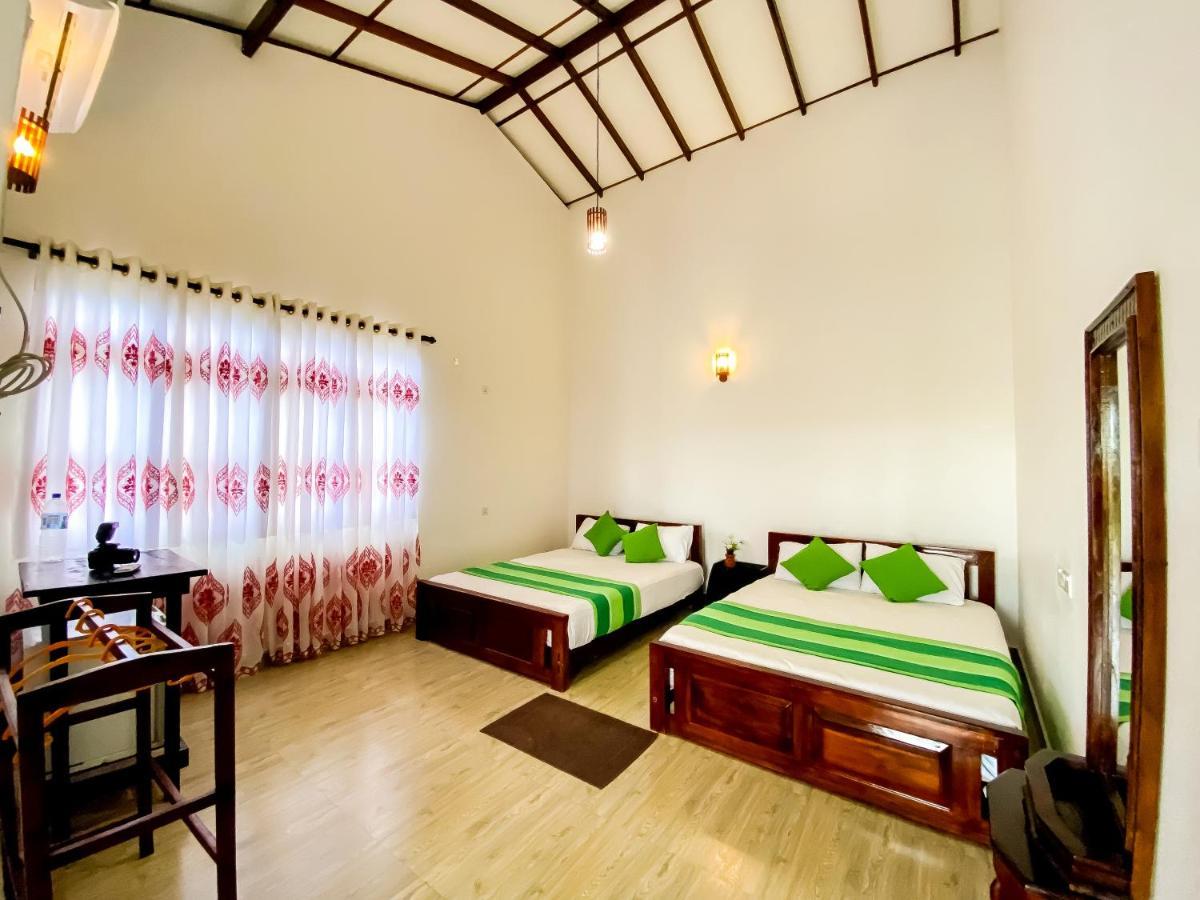 Lavender Home Yala Safari Tissamaharama Bagian luar foto